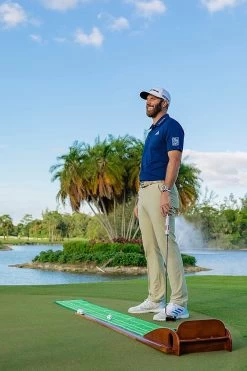 Perfect Putting Mat - Dustin Johnson - Standard Edition -Boutique Golf Store 71755QS0EsS. AC SL1500