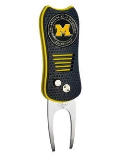 Team Golf Retractable Switchblade Switchfix Divot Tool Ball Marker - NCAA -Boutique Golf Store Michigan Wolverines Switchfix 44448 131
